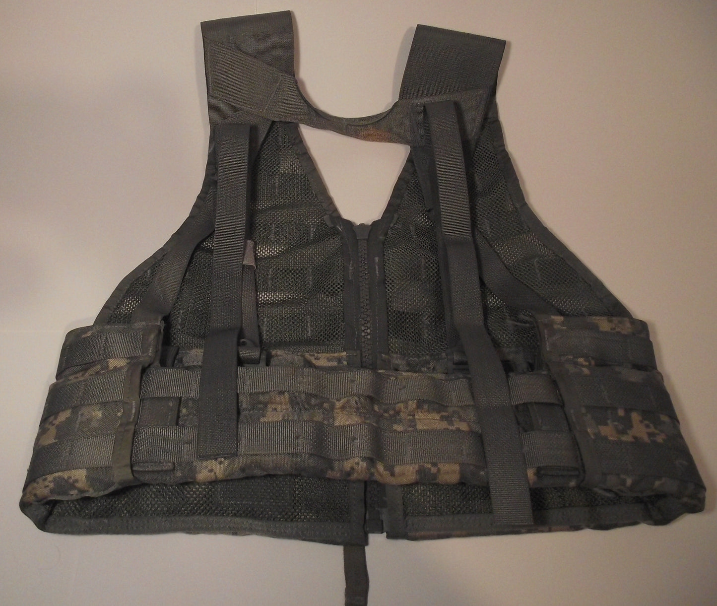 MOLLE II Fight Load Carrier